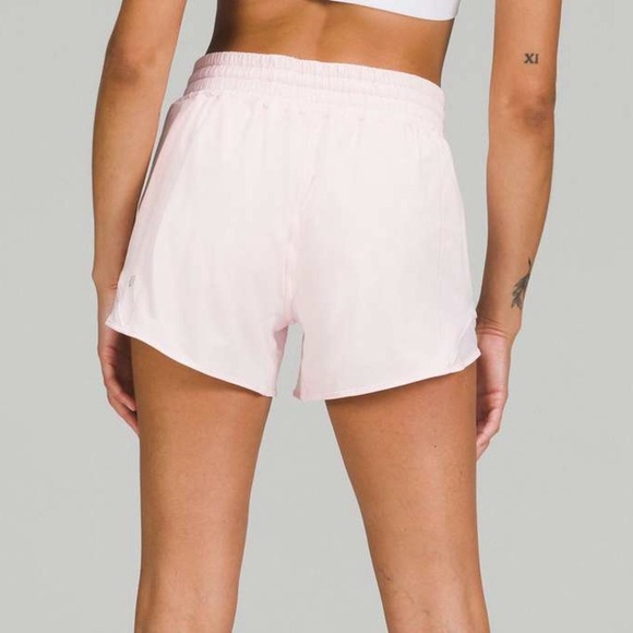Lululemon Hotty Hots High Rise Strawberry Milkshake Pink Size 4 4in inseam - Picture 2 of 6
